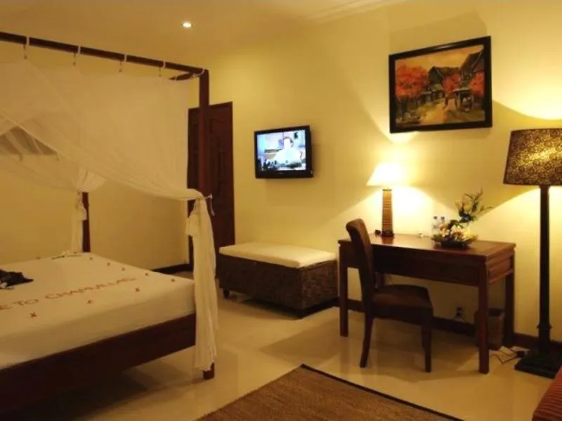 Cham Villas Resort Mui Ne 4*,